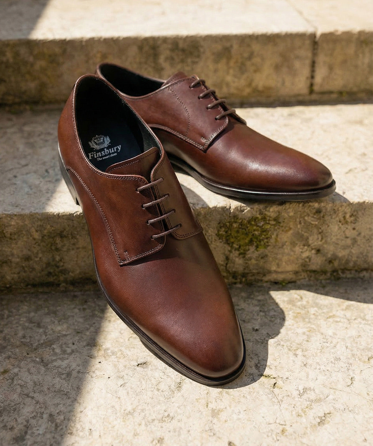 Derby NEWARK Marron