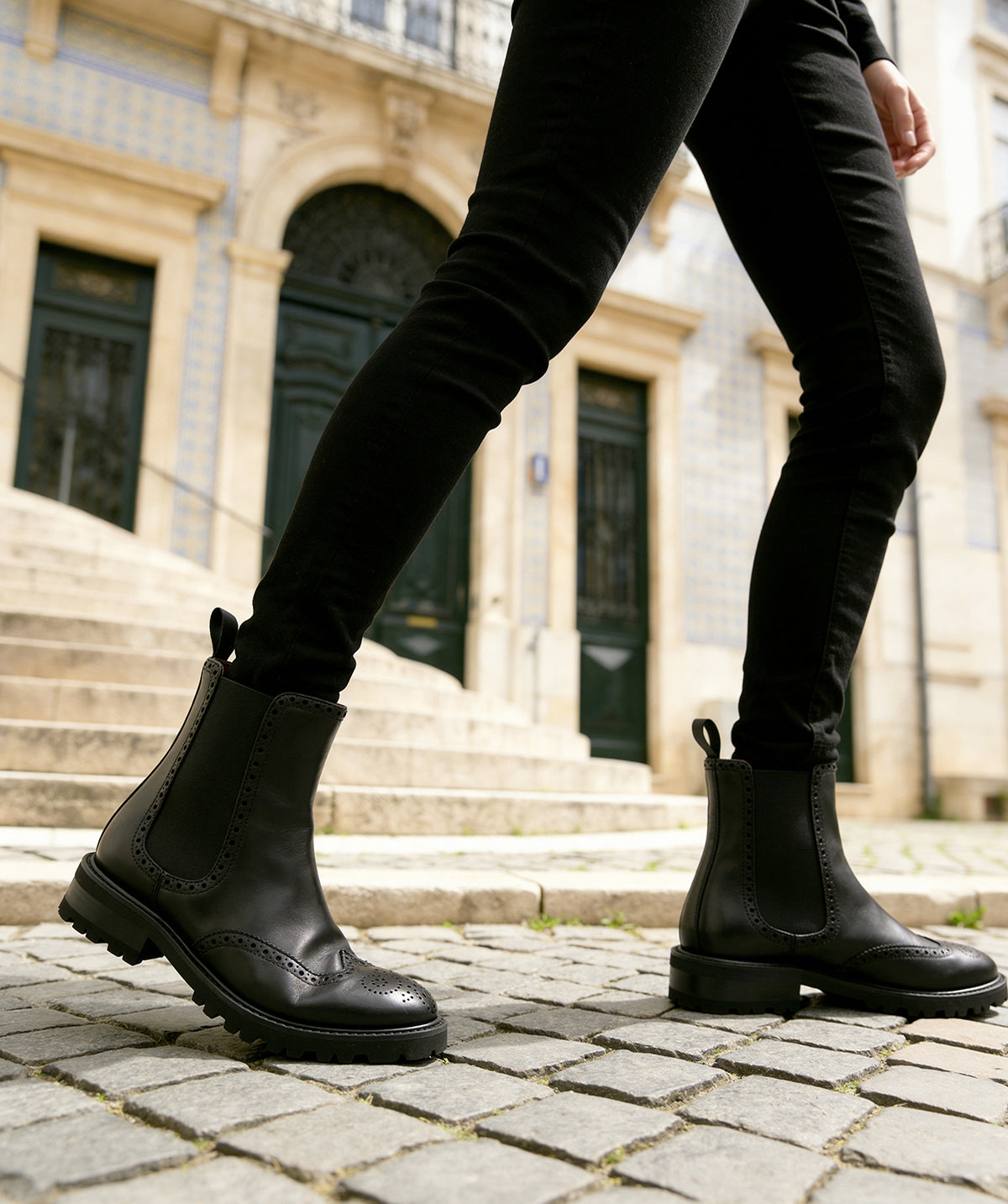 CHARLIE Black Boots