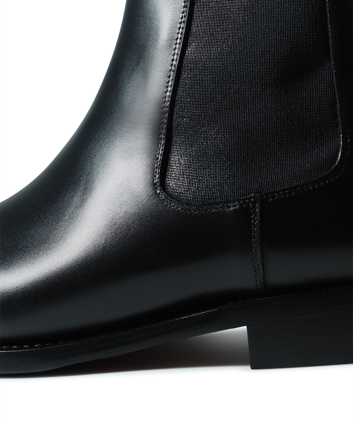 s/files/1/0898/2354/3633/files/bottines-chelsea-cuir-noir.jpg_v_47513716385-7_cd37bb5f-ad2b-4f5a-bedd-0d1e385b5228.jpg?v=1745529777