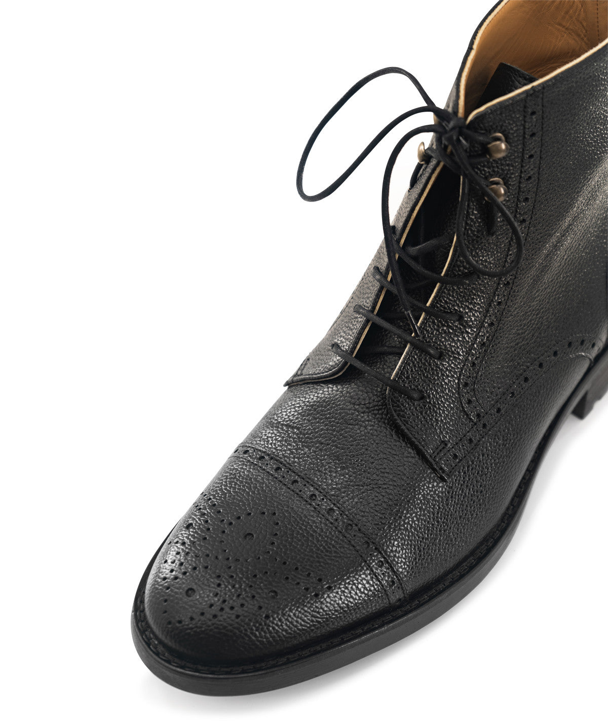 s/files/1/0898/2354/3633/files/bottines-ernesto-daim-camel.jpg_v_70615283309592-5_210fb09e-d0c9-45aa-b7c9-27c10b2fad06.jpg?v=1745514665