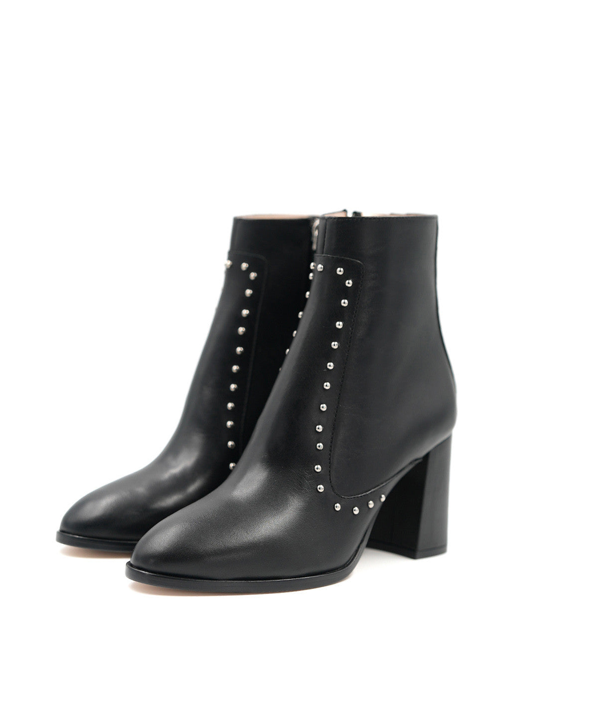 s/files/1/0898/2354/3633/files/bottines-lou-noir.jpg_v_563612016385-3_8ff5baff-7c34-4a6d-b31d-bcfcd64dce53.jpg?v=1745542186