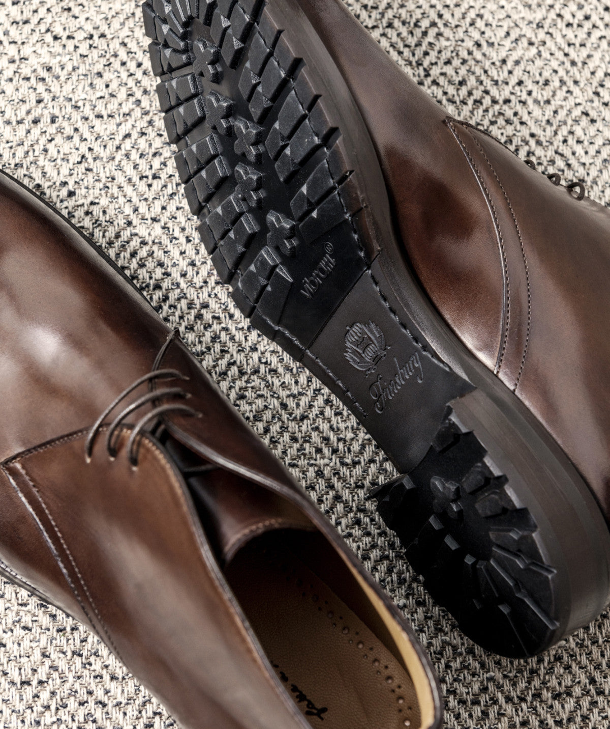 s/files/1/0898/2354/3633/files/bottines-tomaso-marron-patine.jpg_v_4702232393217-4_d18cba93-d59b-41e6-843f-1495c5b7de74.jpg?v=1745545582