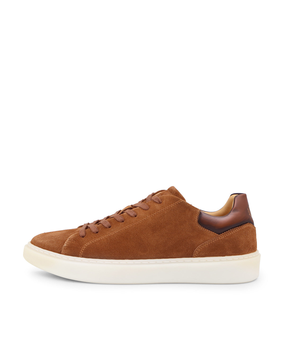 s/files/1/0898/2354/3633/files/sneakers-daytona-daim-camel.jpg_v_48333041474584-6_fb2c0707-a1d2-4c75-8321-81af70e402dc.jpg?v=1745557934