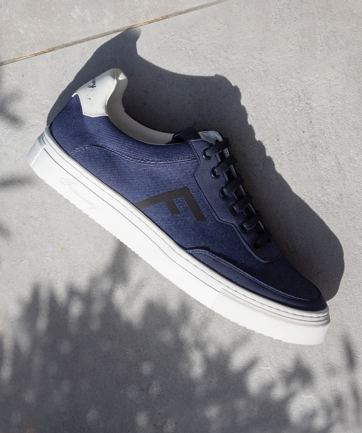 s/files/1/0898/2354/3633/files/sneakers-greenwood-bleu.jpg_v_4128792163841-7_63bb0ab4-3f6b-4a1a-a636-99f03052cb11.jpg?v=1745516921