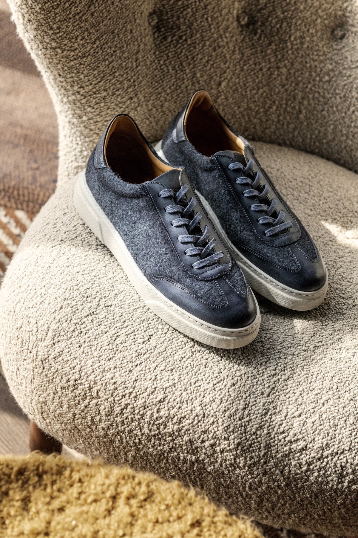 s/files/1/0898/2354/3633/files/sneakers-magnus-gris-chine.jpg_v_4800536901144-7_fe4c1283-086f-4871-9e17-b0b846899b29.jpg?v=1745553730