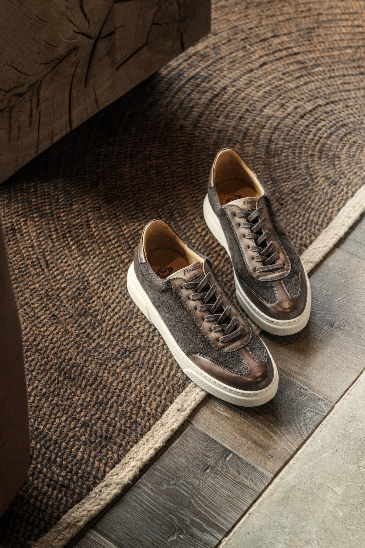 s/files/1/0898/2354/3633/files/sneakers-magnus-marron-chine.jpg_v_4800536147458-7_594cfb81-ed9d-4a25-9daa-cd3dd0ba501d.jpg?v=1745553731